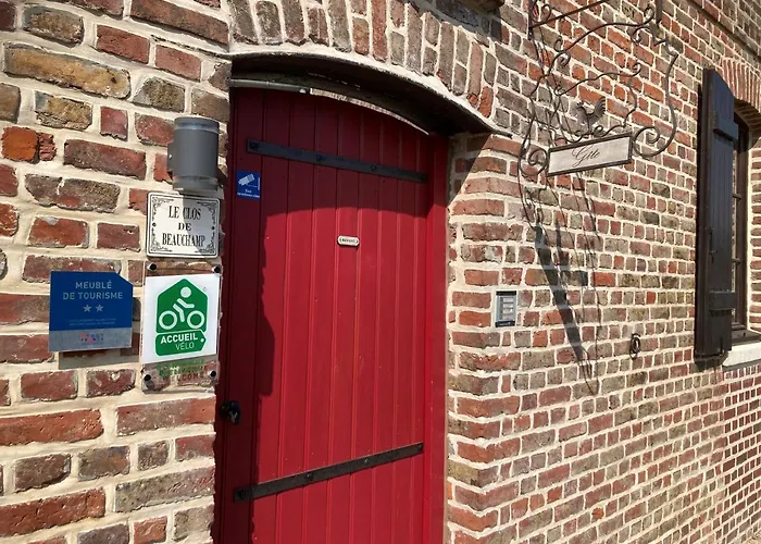 Le Clos De Beauchamp Le Grenier De Beauchamp 3 Velos Sont Disponibles Gratuitement Appartement *